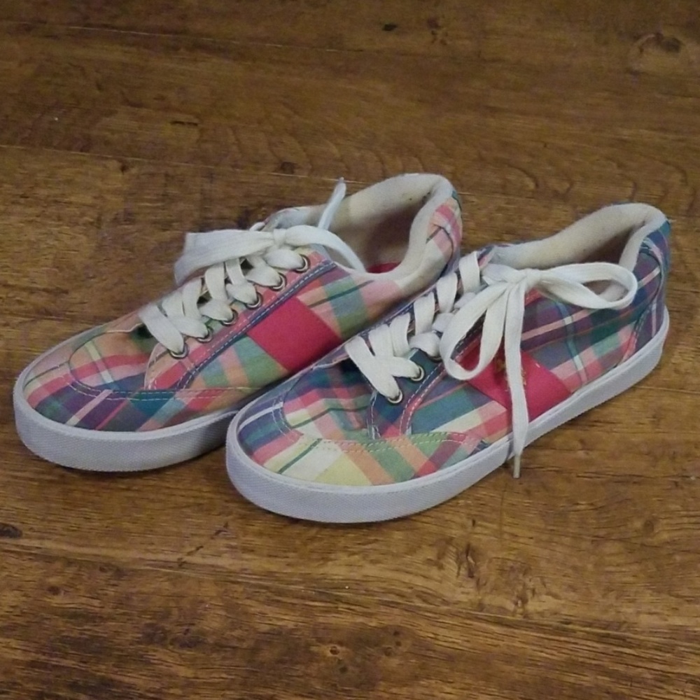 Shoes - Picture 5 of 5